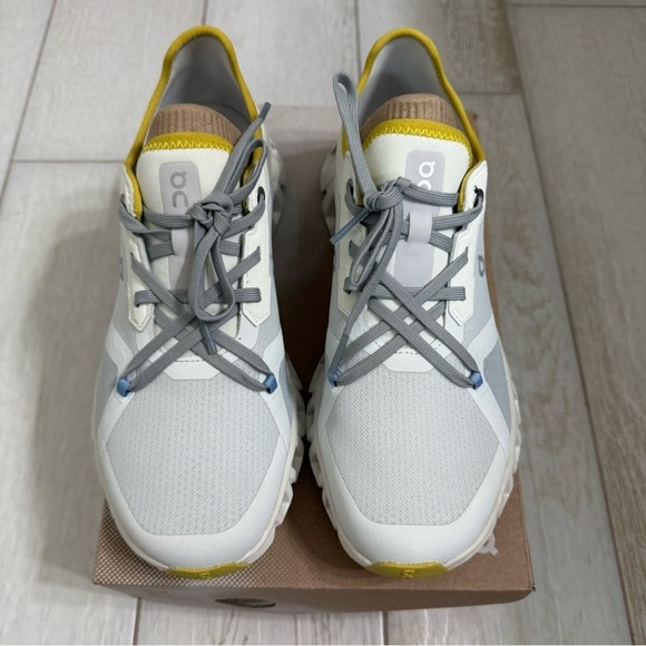 On Cloud X 3 AD Sneaker Ice Ultramarine Women's Size 8 - Picture 2 of 8